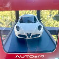 Alfa 4c coupe Autoart 1/18