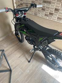 Pit bike