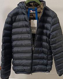 Giubbino Invicta nuovo