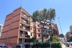 3 LOCALI A BARI