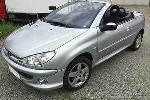 Ricambi Peugeot 206 CC 1.6 benzina 2005