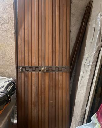 Portoncino d’ingresso in legno
