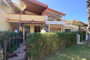 3 LOCALI A BOTRICELLO
