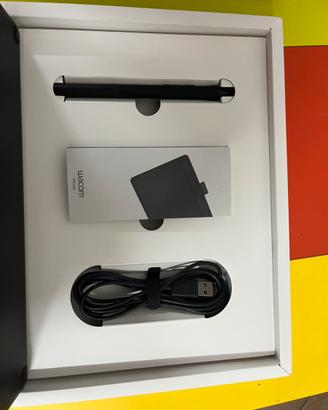 Tavoletta Grafica Wacom Intuos Medium