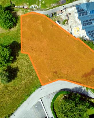 Terreno con vincolo residenza ordinaria