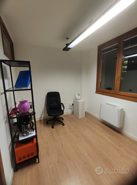 Stanza singola in ufficio condiviso - coworking