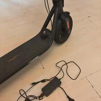 Monopattino elettrico Ninebot Segway