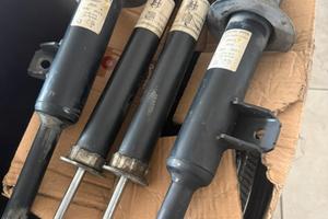 4 ammortizzatori alfa giulia