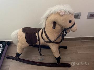 Cavalluccio a dondolo per bambini