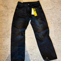 Jeans con brillantini