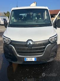 Autocarro master con gru del 21 uni pro in saldo