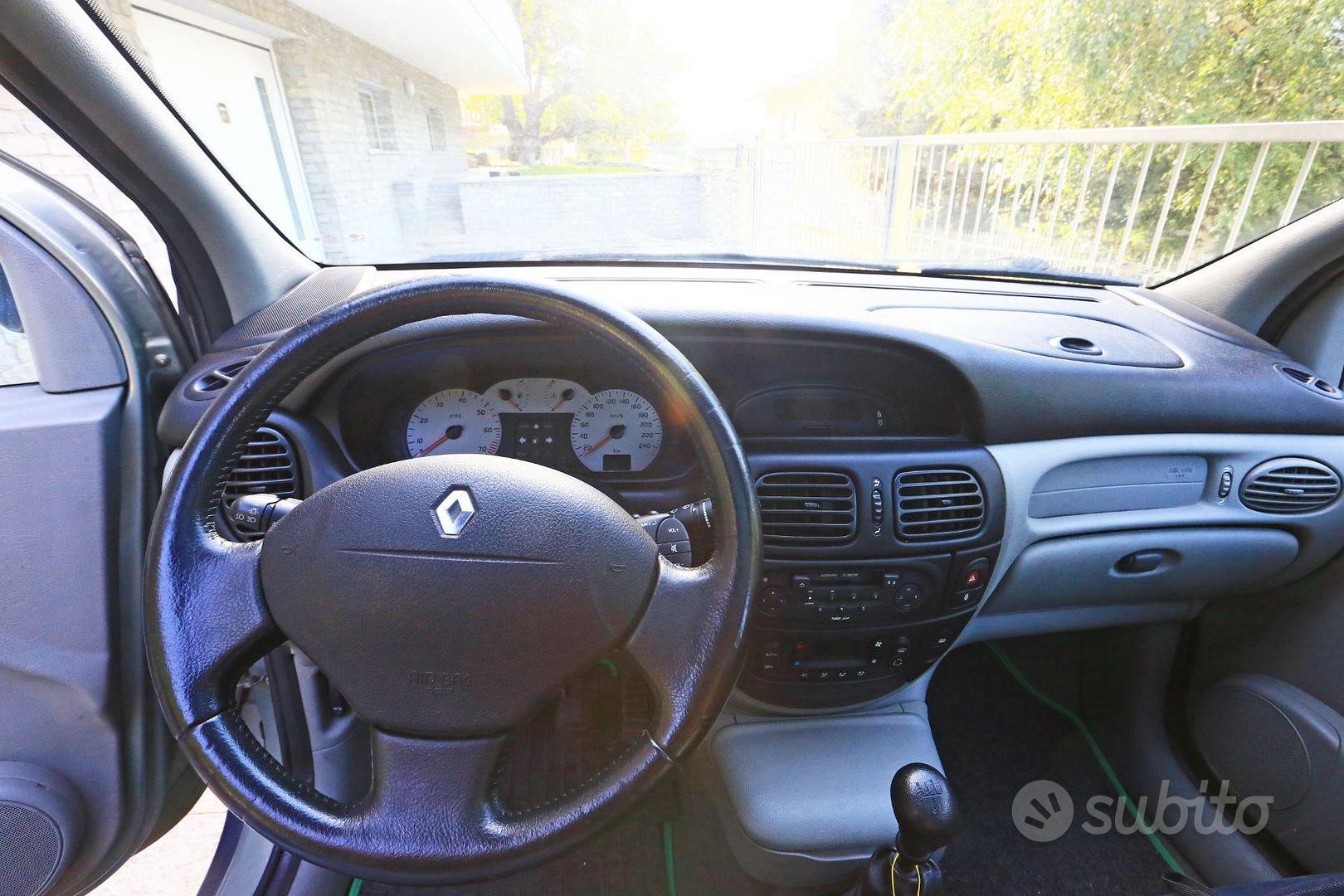 Renault Scenic 2000 photo 5