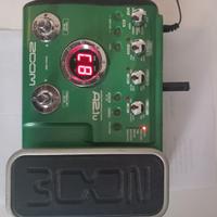 Pedaliera   ZOOM    A2.1u    per  acustica