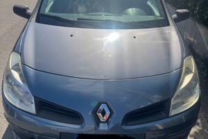 Renault clio ben funzionante idea per neopatentato