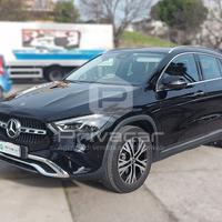MERCEDES GLA 180 Automatic Progressive Advanced Pl