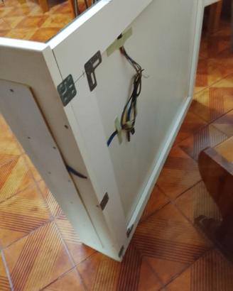 Specchio bagno con mobiletto e luci