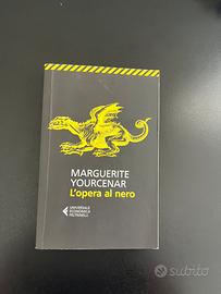 Libro L’opera al nero Marguerite Yourcenar