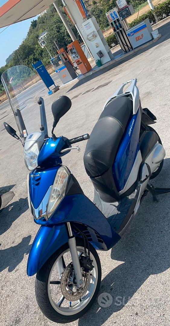 Sh 300 - Moto e Scooter In vendita a Salerno