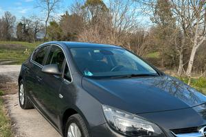 Opel Astra diesel 1.7 2014 148.000km