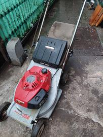 tagliaerba a benzina