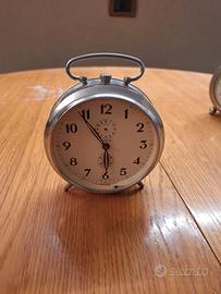sveglia a carica manuale vintage