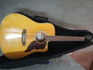 Chitarra acustica Eko