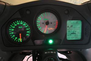 VFR 800 FI Anno 2001
