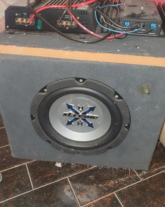 Subwoofer più amplificatore 