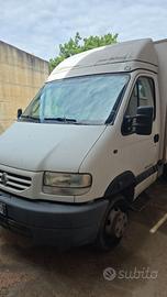 Renault Mascott 110 DCI
