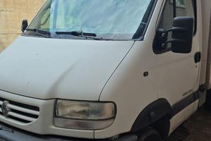Renault Mascott 110 DCI