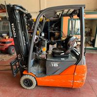 Carrello elevatore elettrico 1600kg Toyota