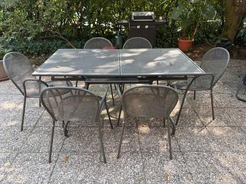 Tavolo esterno + sedie da esterno