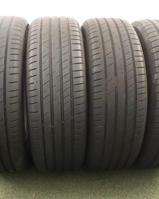 Gomme Nexen Nfera Sport 205 65 17 estate