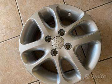Disco ruota in lega Toyota yaris