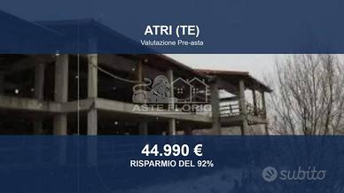 Immobile in asta di 1086 m² a Atri