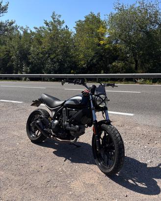 Ducati scrambler Sixty 2