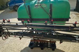 botte per trattamenti in agricoltura
