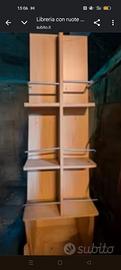 Libreria con ruote
