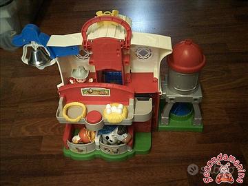 Playset Fattoria Little People Fisher Price