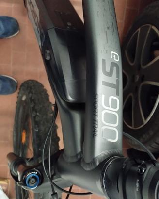 Mtb St 900 con pedalata assistita, taglia L
