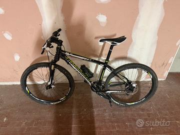 mountain bike Cannondale Trail SL2