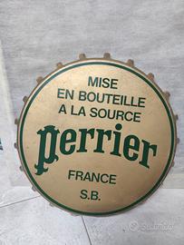 Pubblicità Acqua Perrier, copricerchio autobus.