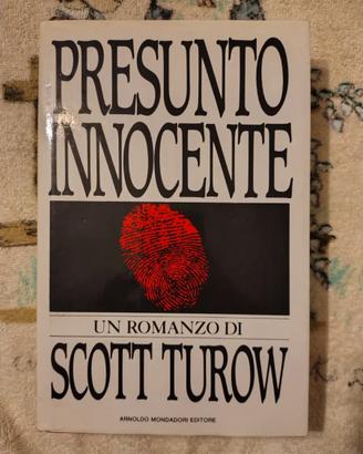 libro PRESUNTO INNOCENTE di scott turow