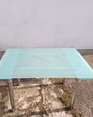 Tavolo di vetro allungabile 