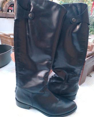 stivali pelle 37