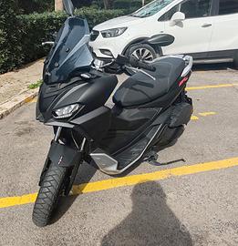 Scooter Aprilia SR gt 125