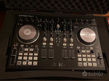 Native Instruments Traktor Kontrol S4 MK2