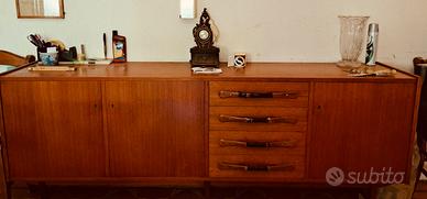 Sideboard stile scandinavo 1960