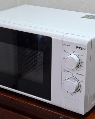 forno a microonde  NGM