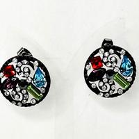 Orecchini a bottone in metallo con strass